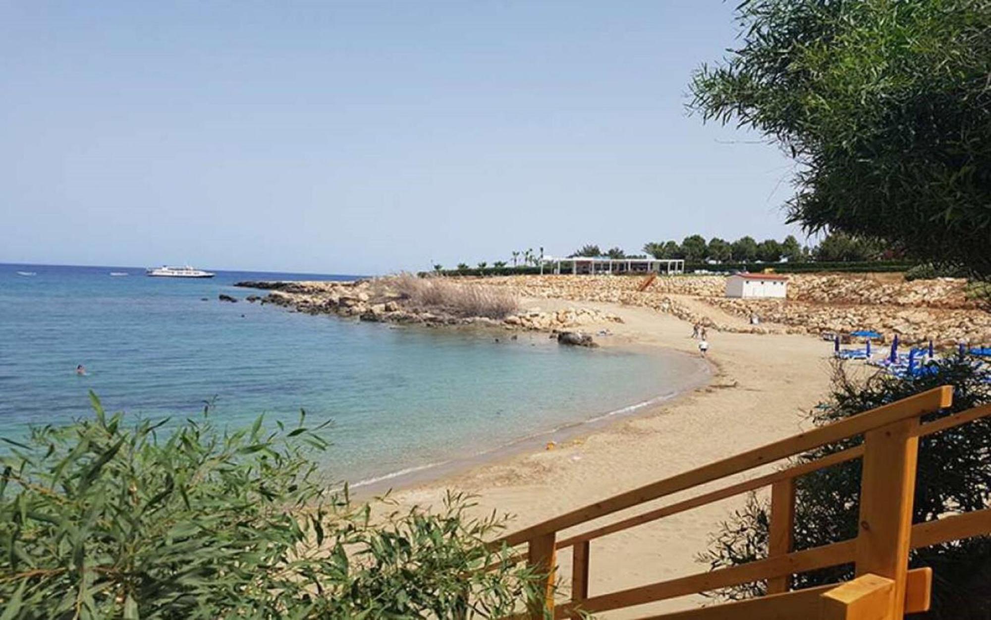 Villa Queen Valentina Protaras Exterior photo