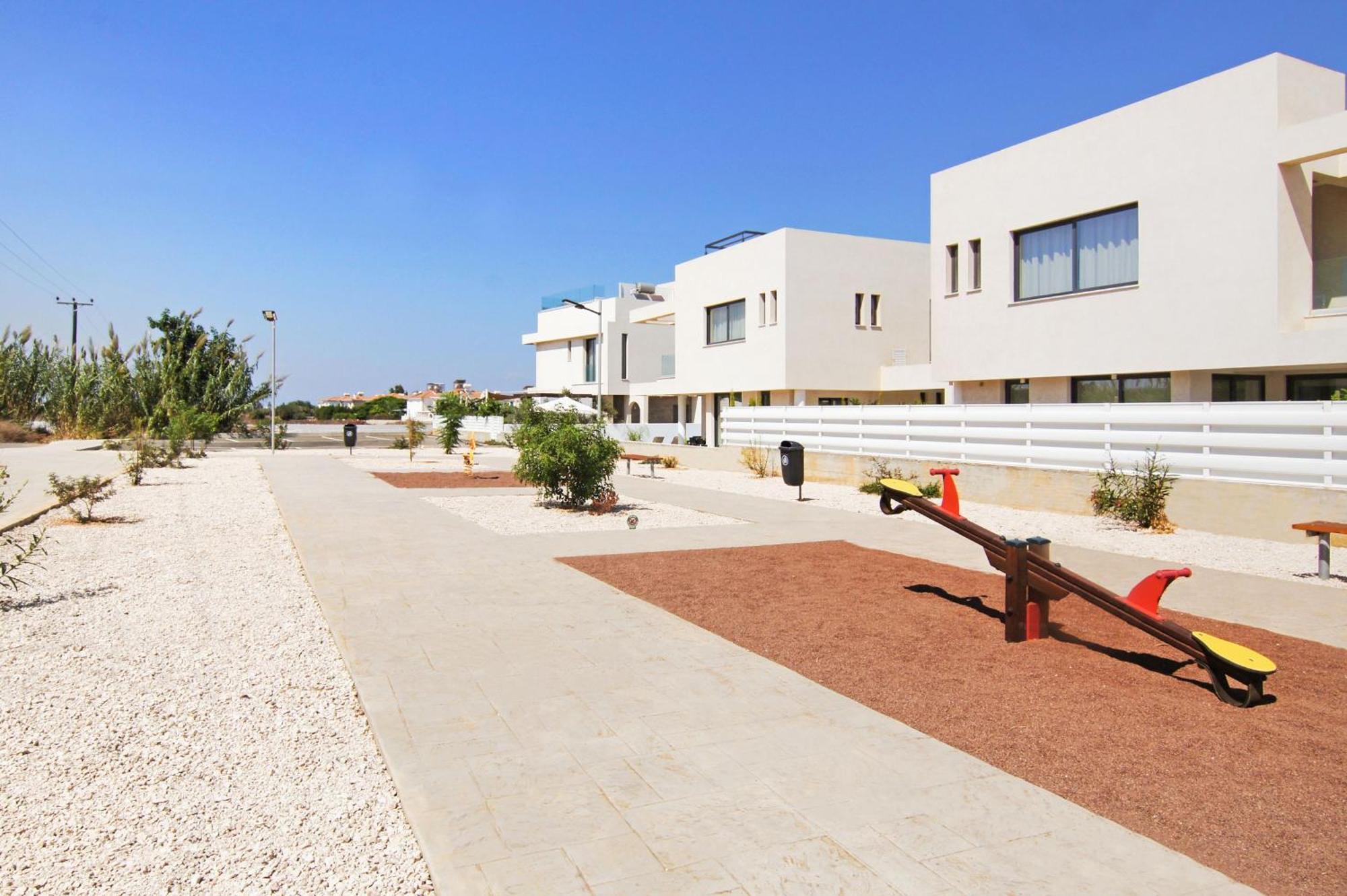 Villa Queen Valentina Protaras Exterior photo