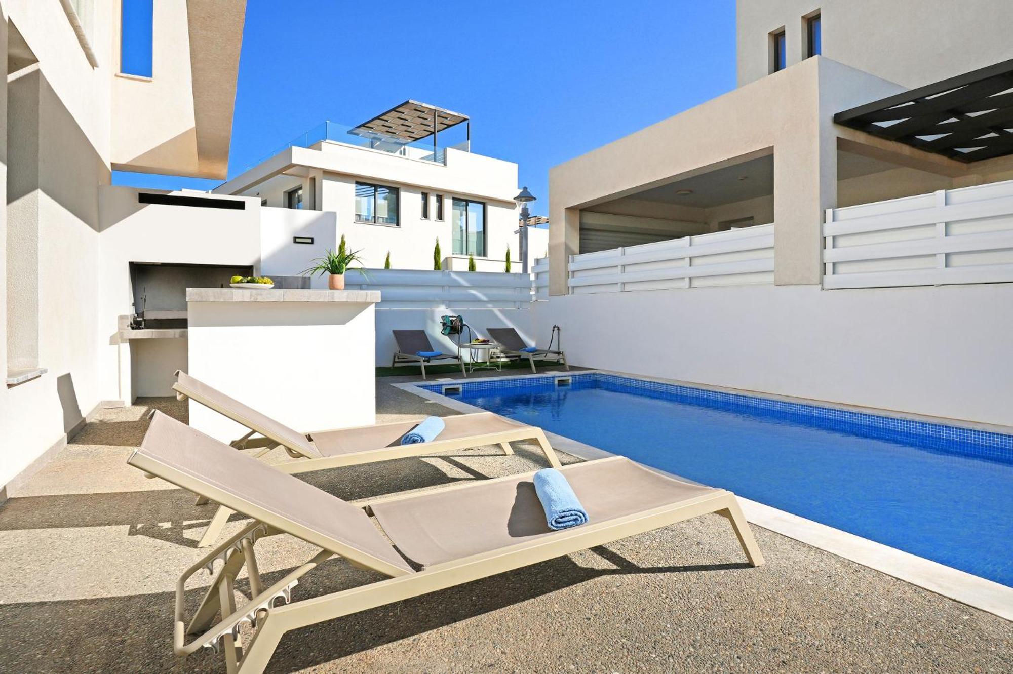 Villa Queen Valentina Protaras Exterior photo