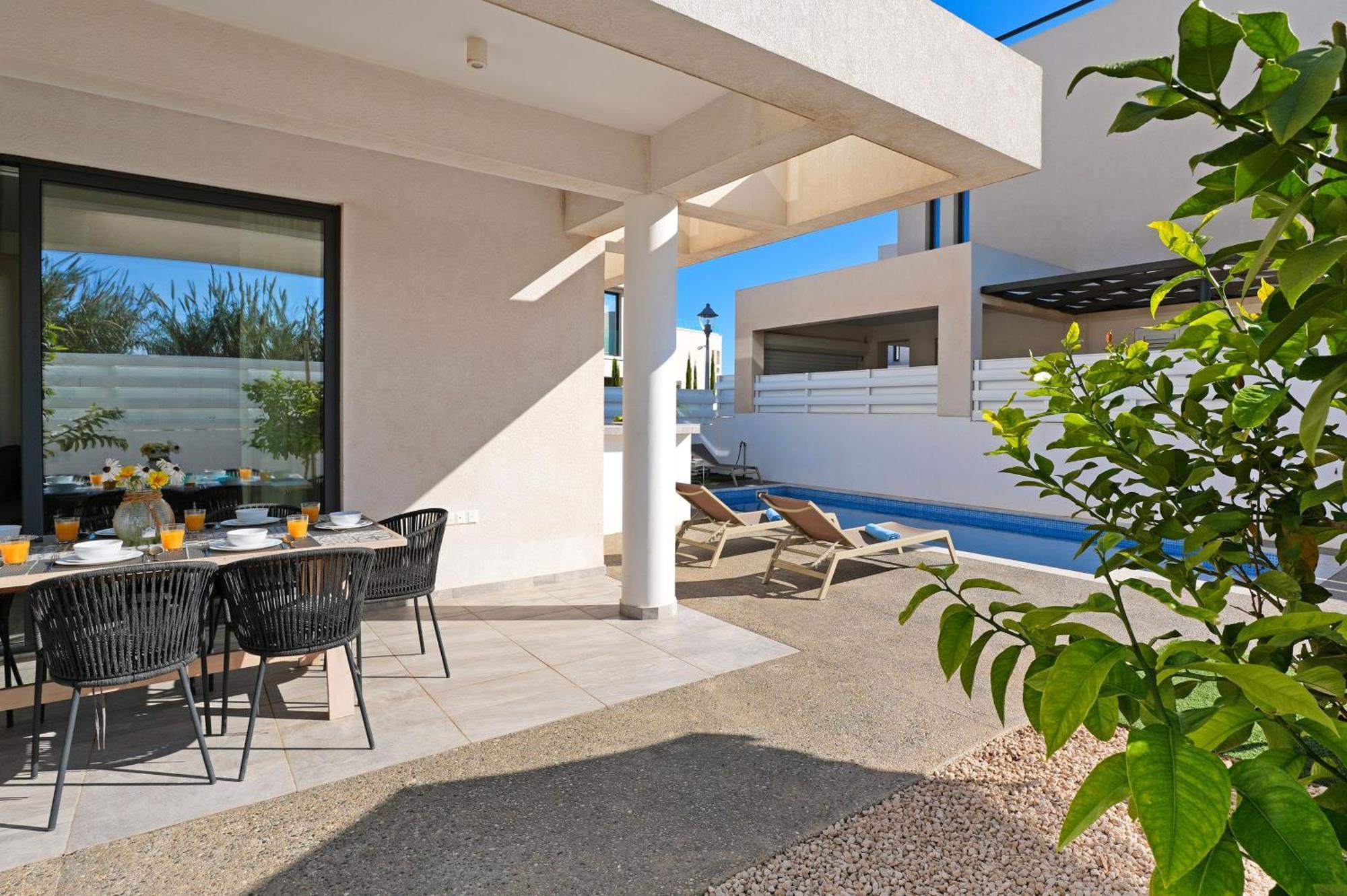 Villa Queen Valentina Protaras Exterior photo