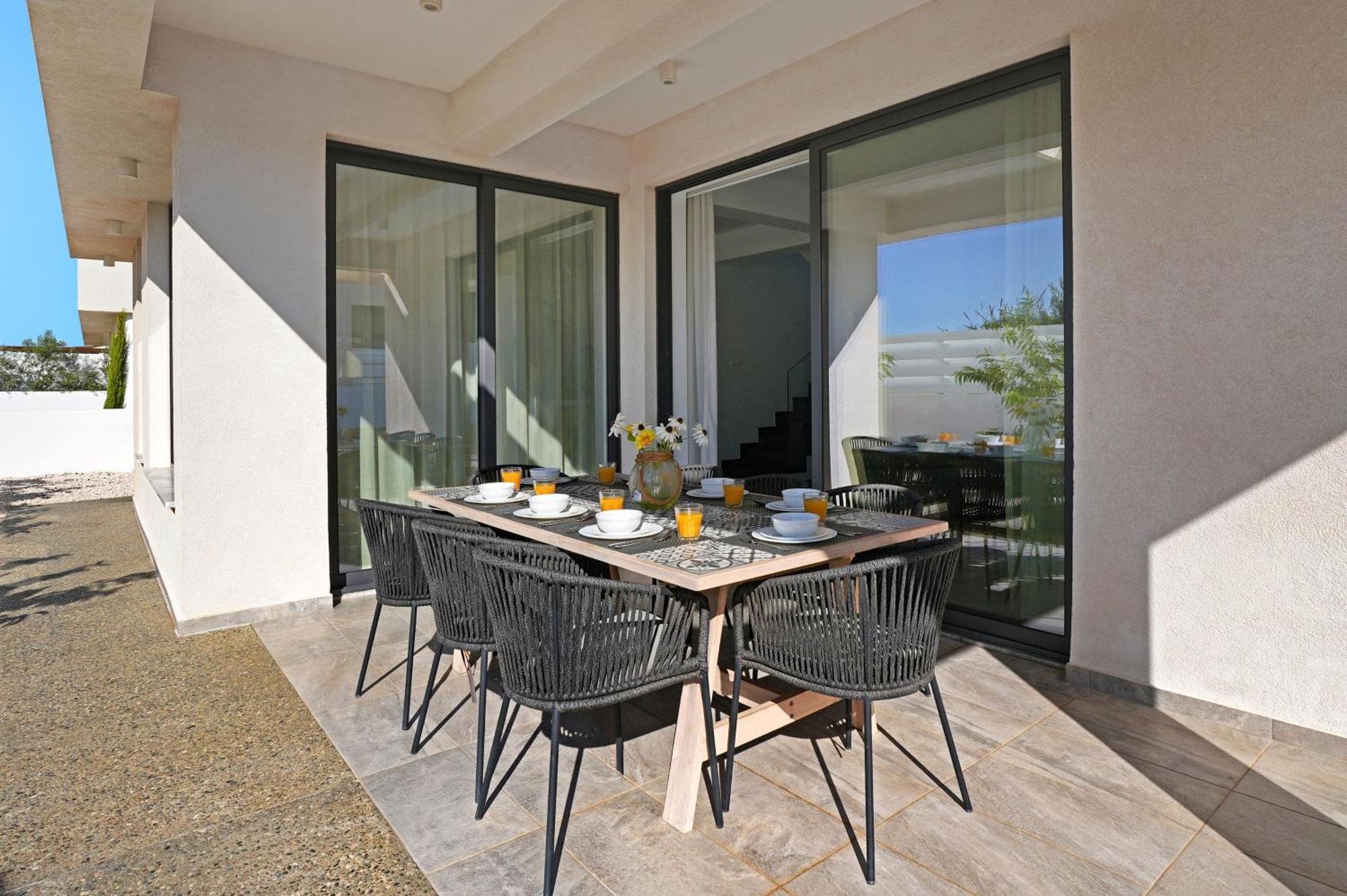 Villa Queen Valentina Protaras Exterior photo