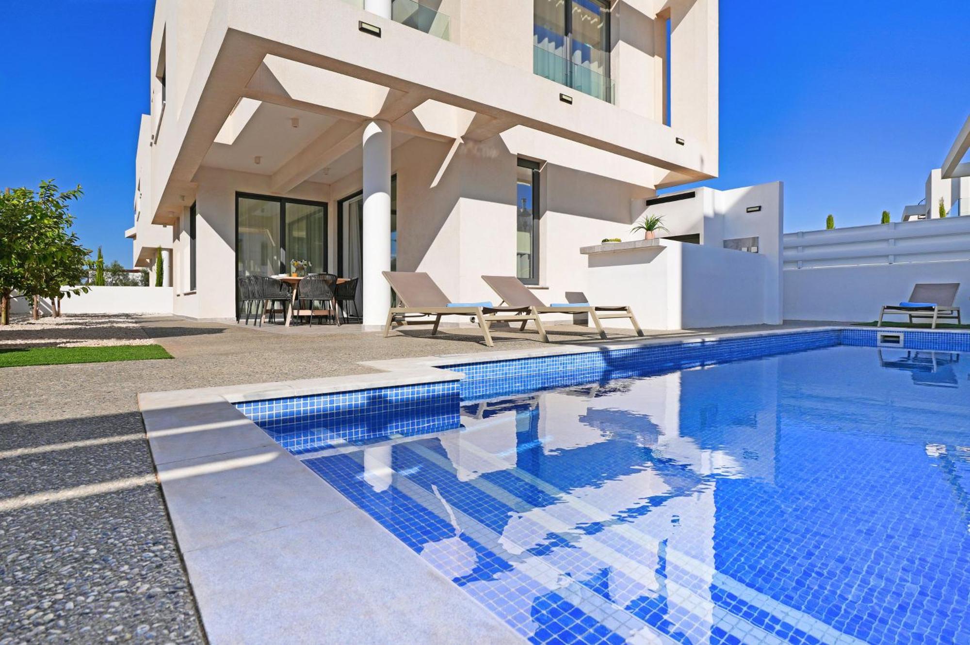 Villa Queen Valentina Protaras Exterior photo